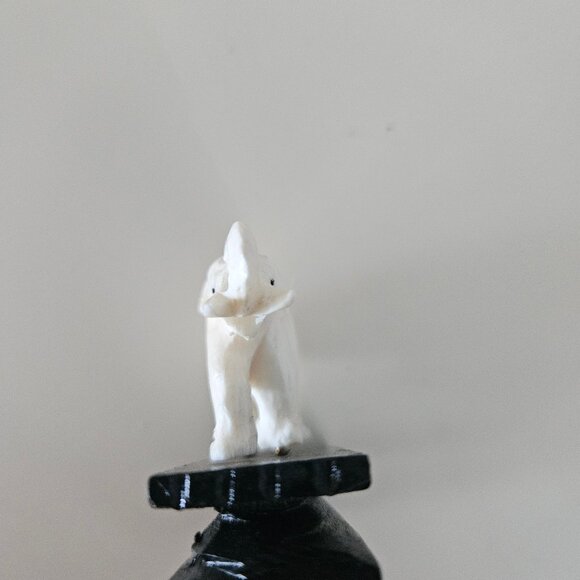 Vintage Small Carved Genuine Ivory Figure on Black Wood Stand, Made in Hong Kong - Picture 4 of 9